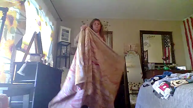 Snapshot of Bored_Grandma chatting on September 30, 2025, 7:20 pm Bored Grandma online show from September 30, 2025, 7:20 pm