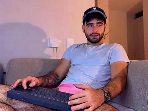 Snapshot of zack_sullivan22 chatting on November 27, 2025, 3:29 am zack sullivan22 online show from November 27, 2025, 3:29 am