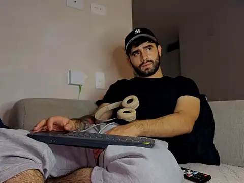 Snapshot of zack_sullivan22 chatting on December 3, 2025, 7:30 am zack sullivan22 online show from December 3, 2025, 7:30 am