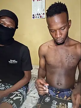 Snapshot of RAWFREAKYVERSE chatting on February 2, 2026, 6:51 pm RAWFREAKYVERSE online show from February 2, 2026, 6:51 pm