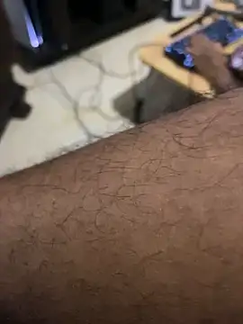 Snapshot of Senurak99 chatting on December 15, 2025, 1:39 pm Senurak99 online show from December 15, 2025, 1:39 pm