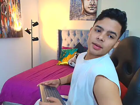 Snapshot of stewart_mateo_ chatting on September 19, 2025, 2:26 am stewart mateo  online show from September 19, 2025, 2:26 am