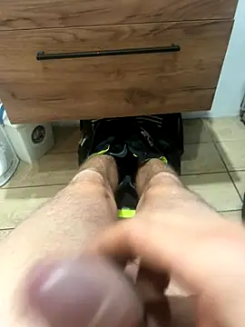 Snapshot of Darekjapa chatting on December 4, 2025, 9:36 pm Darekjapa online show from December 4, 2025, 9:36 pm