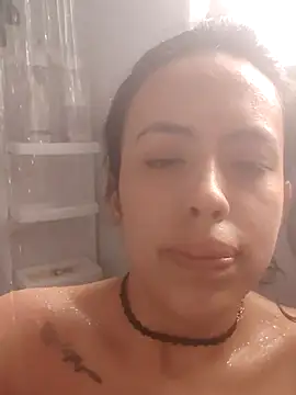 Queen Ashly online show from April 19, 2026, 8:44 pm