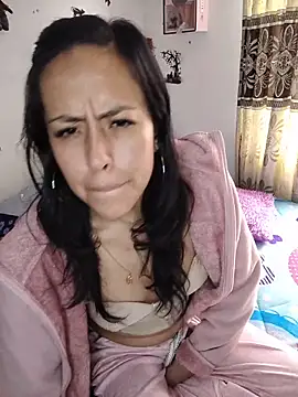 Queen Ashly online show from November 29, 2025, 8:20 pm