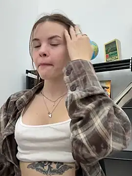 SMELLSEX online show from April 5, 2026, 6:25 pm