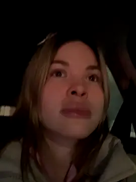 Snapshot of SMELLSEX chatting on October 7, 2025, 4:19 pm SMELLSEX online show from October 7, 2025, 4:19 pm