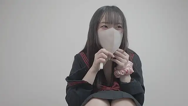 Hanna xxx cute online show from November 27, 2025, 12:05 pm