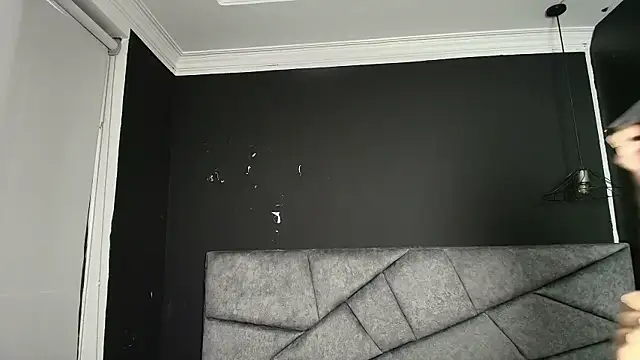 Snapshot of LiaMonroee_ chatting on October 31, 2025, 12:24 pm LiaMonroee online show from October 31, 2025, 12:24 pm