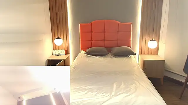 LiaMonroee  online show from February 25, 2026, 12:16 pm