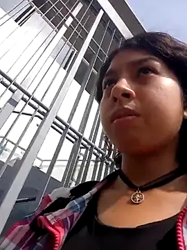 Syndel23 online show from April 18, 2026, 7:18 pm