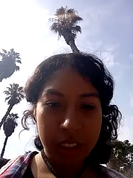 Syndel23 online show from April 18, 2026, 7:58 pm