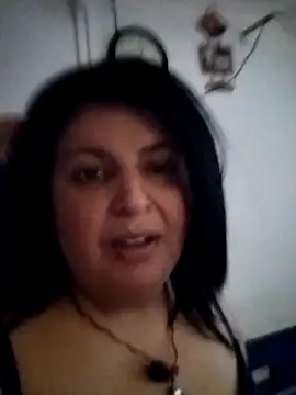 Snapshot of Jann_Riya333 chatting on December 19, 2025, 3:32 am Jann Riya333 online show from December 19, 2025, 3:32 am