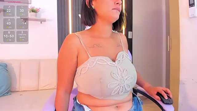 Gabrielaa Miller  online show from December 15, 2025, 9:09 pm