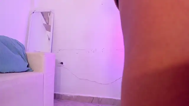 Snapshot of Gabrielaa_Miller_ chatting on December 4, 2025, 7:24 pm Gabrielaa Miller online show from December 4, 2025, 7:24 pm