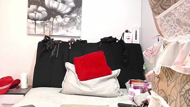 DonnaJoness online show from February 26, 2026, 8:31 pm