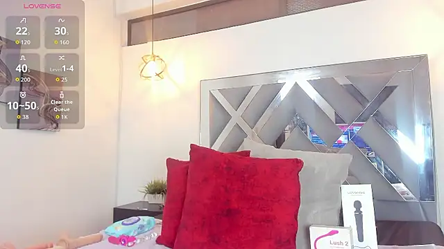 Candy Hott7 online show from November 30, 2025, 7:58 pm