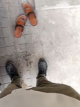 king godgm online show from December 19, 2025, 2:04 am