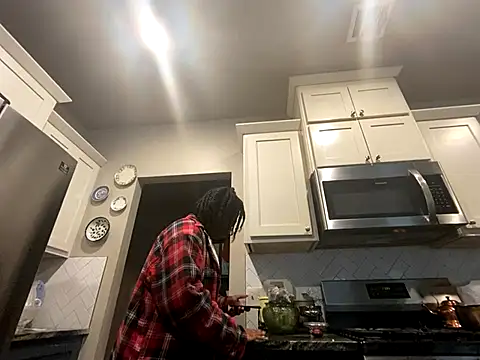 princesslivv online show from November 20, 2025, 5:35 pm