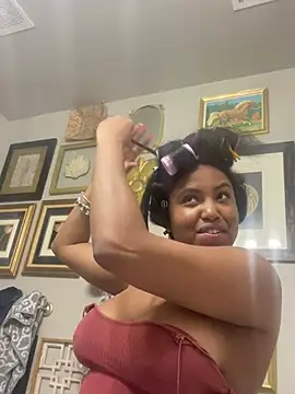 Snapshot of princesslivv chatting on February 28, 2026, 8:47 am princesslivv online show from February 28, 2026, 8:47 am