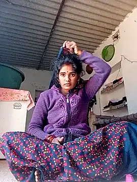 Rakhi335 online show from November 11, 2025, 4:29 am