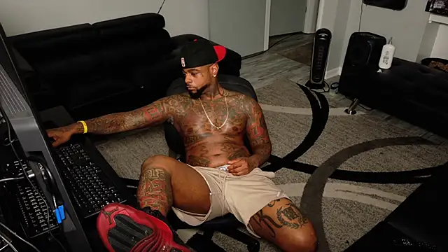 SLANGONDEMHOES online show from March 9, 2026, 8:01 pm