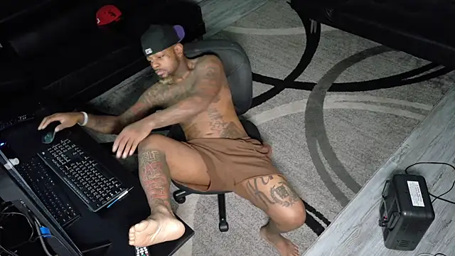 SLANGONDEMHOES online show from September 10, 2025, 11:53 am