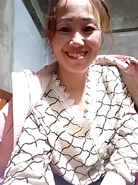 Snapshot of Fienjr chatting on November 30, 2025, 2:29 pm Fienjr online show from November 30, 2025, 2:29 pm