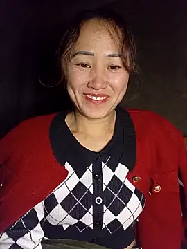 Snapshot of Fienjr chatting on November 21, 2025, 1:21 pm Fienjr online show from November 21, 2025, 1:21 pm