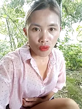 Snapshot of rubi_bae chatting on October 5, 2025, 9:00 am rubi bae online show from October 5, 2025, 9:00 am