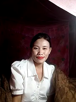 Snapshot of rubi_bae chatting on November 5, 2025, 4:04 am rubi bae online show from November 5, 2025, 4:04 am