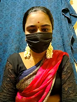 mini-queen online show from November 6, 2025, 7:45 am