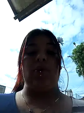 Snapshot of snow_belle chatting on November 14, 2025, 1:37 pm snow belle online show from November 14, 2025, 1:37 pm