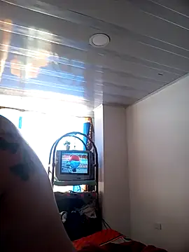 Snapshot of snow_belle chatting on November 2, 2025, 7:08 pm snow belle online show from November 2, 2025, 7:08 pm