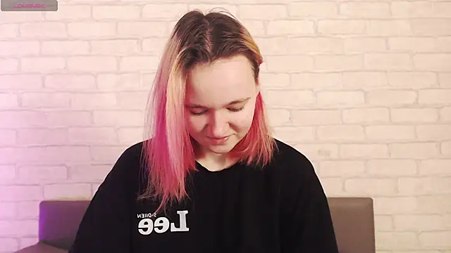 Ericha Stone online show from January 17, 2026, 1:09 am