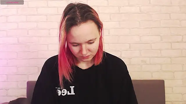 Ericha Stone online show from January 18, 2026, 1:53 am