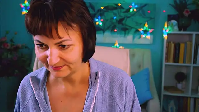 HelenBeler online show from September 11, 2025, 8:36 am