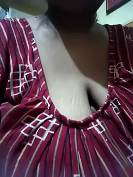 cute zisha online show from October 22, 2025, 2:33 am