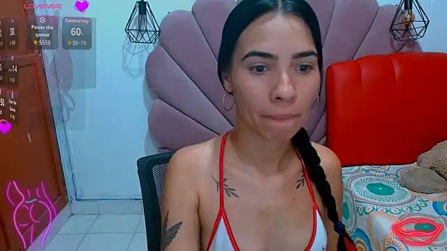 Snapshot of vanesa19_ chatting on November 24, 2025, 4:18 pm vanesa19 online show from November 24, 2025, 4:18 pm