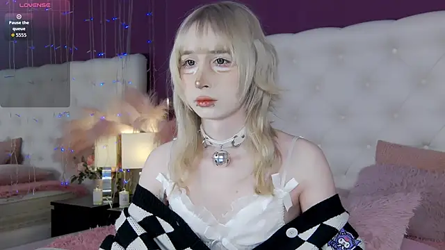 cutetomie online show from May 10, 2026, 9:16 pm