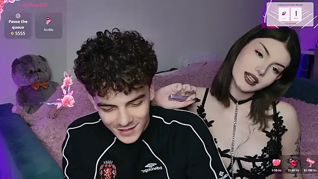 Snapshot of Alice18James chatting on October 5, 2025, 3:14 pm Alice18James online show from October 5, 2025, 3:14 pm