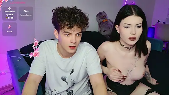 Snapshot of Alice18James chatting on November 16, 2025, 4:45 pm Alice18James online show from November 16, 2025, 4:45 pm