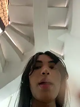 VeronicaSaenzx online show from February 9, 2026, 9:24 pm