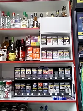 Snapshot of Fluturas2 chatting on November 2, 2025, 7:57 am Fluturas2 online show from November 2, 2025, 7:57 am