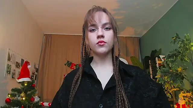 Jamie Chung online show from December 21, 2025, 1:19 am