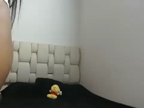 MysticShaira online show from November 26, 2025, 6:52 pm