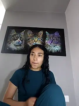 Snapshot of AmberGold- chatting on October 4, 2025, 10:22 pm AmberGold- online show from October 4, 2025, 10:22 pm