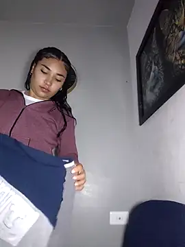 Snapshot of AmberGold- chatting on November 20, 2025, 8:37 am AmberGold- online show from November 20, 2025, 8:37 am