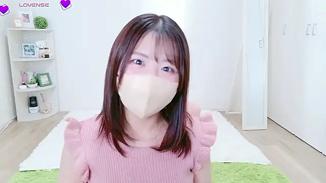 Snapshot of Haru_chiii chatting on September 23, 2025, 2:40 am Haru chiii online show from September 23, 2025, 2:40 am