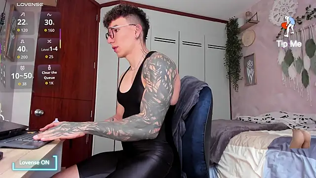 estebandi do online show from September 11, 2025, 12:05 pm